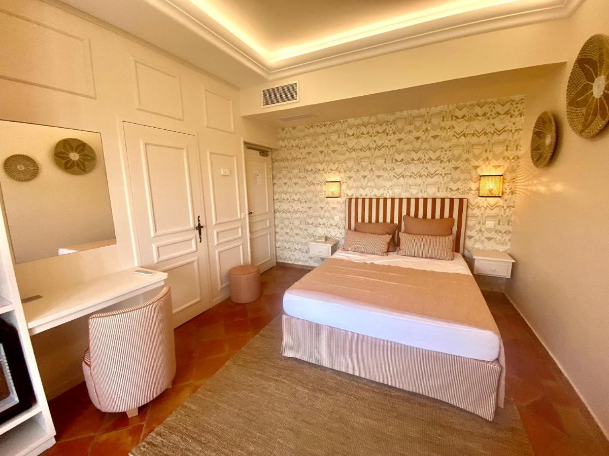 La Bastide Du Port - Hotel De Charme แซ็ง-ทรอเป ภายนอก รูปภาพ