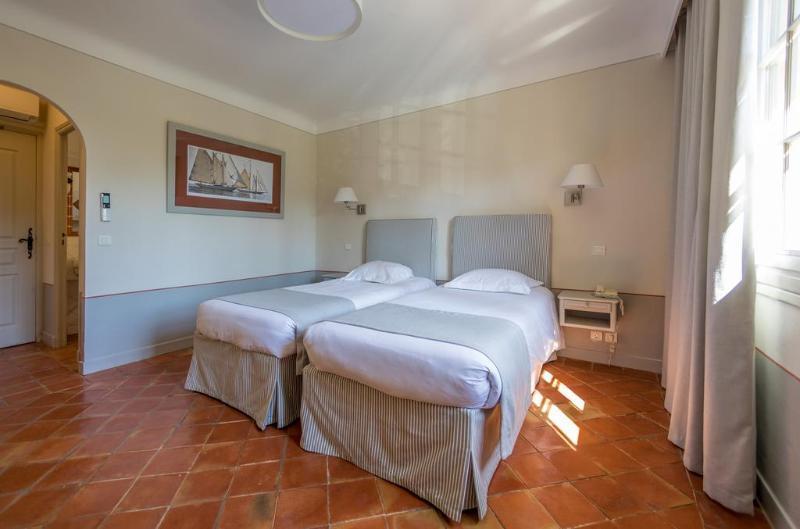 La Bastide Du Port - Hotel De Charme แซ็ง-ทรอเป ภายนอก รูปภาพ