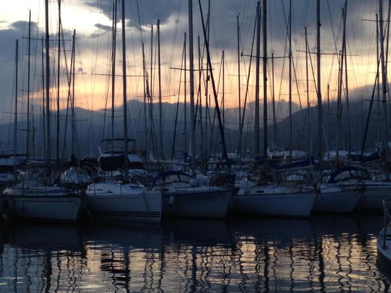 La Bastide Du Port - Hotel De Charme แซ็ง-ทรอเป ภายนอก รูปภาพ