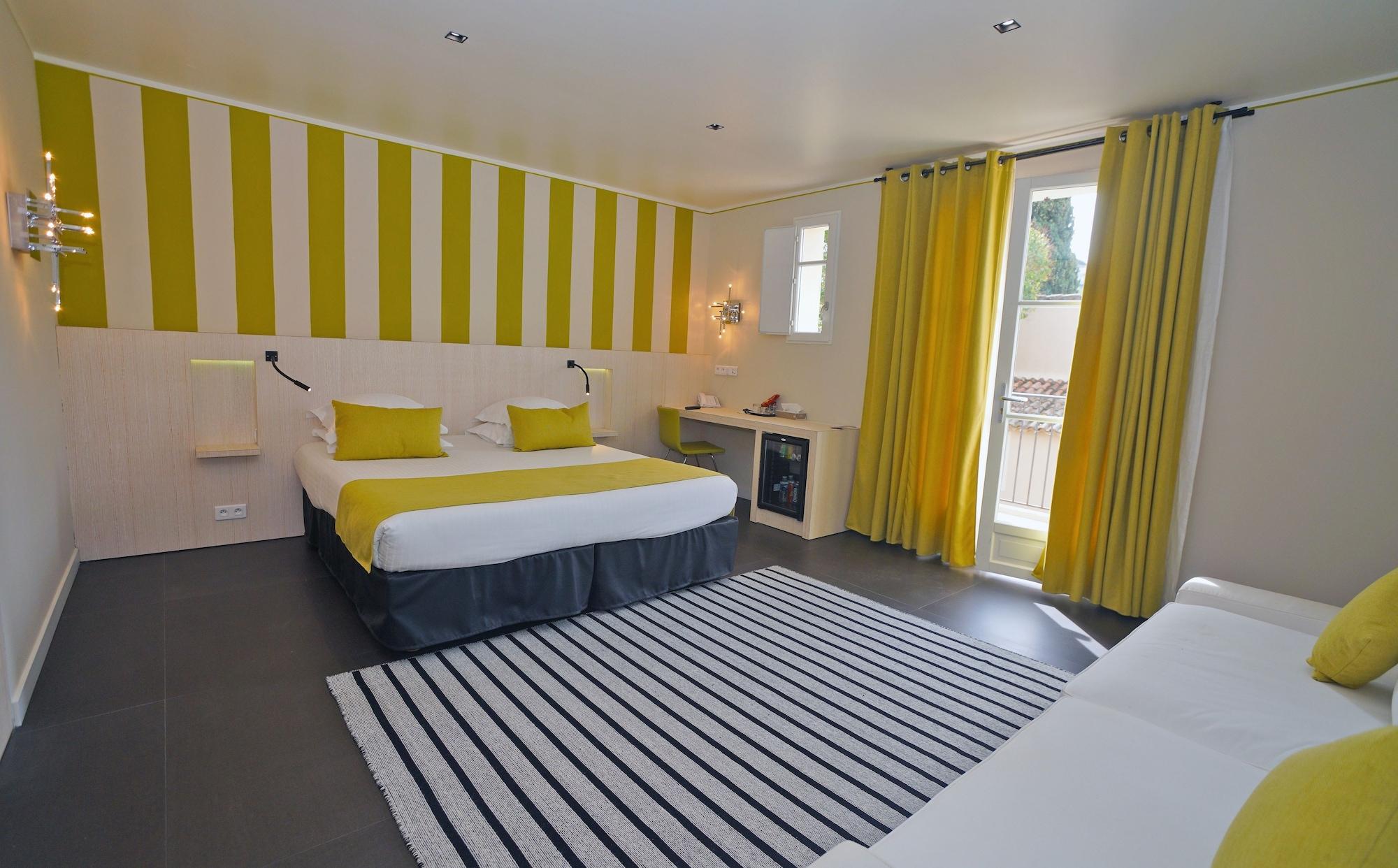 La Bastide Du Port - Hotel De Charme แซ็ง-ทรอเป ภายนอก รูปภาพ