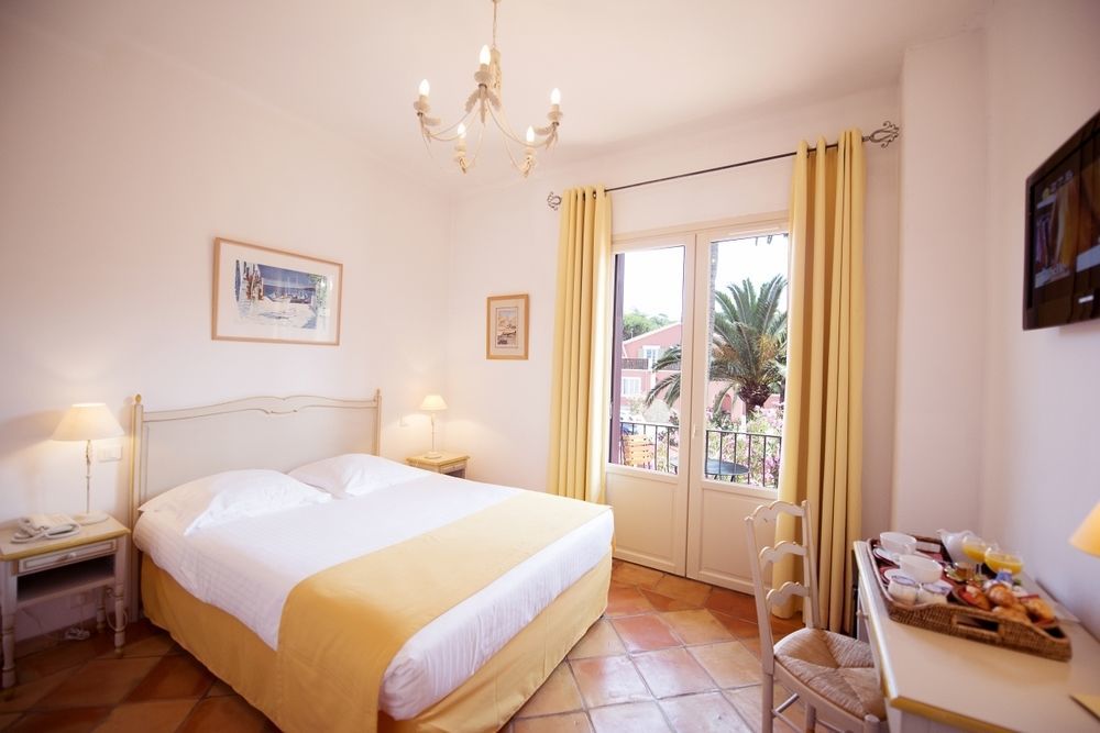 La Bastide Du Port - Hotel De Charme แซ็ง-ทรอเป ภายนอก รูปภาพ