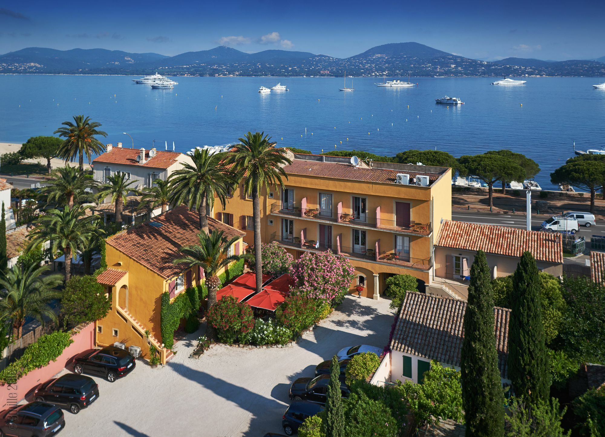La Bastide Du Port - Hotel De Charme แซ็ง-ทรอเป ภายนอก รูปภาพ